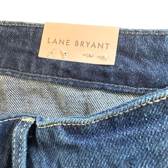 Lane Bryant Women’s Distressed Jeans NWT Size 20 Mid Rise Slim Straight Ankle - Picture 3 of 14